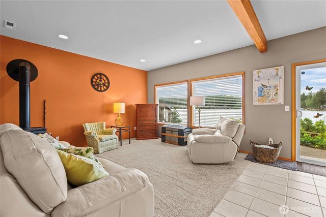 2351 E Mason Lake Drive E, Grapeview, WA 98546