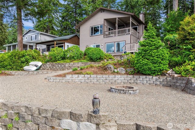 2351 E Mason Lake Drive E, Grapeview, WA 98546