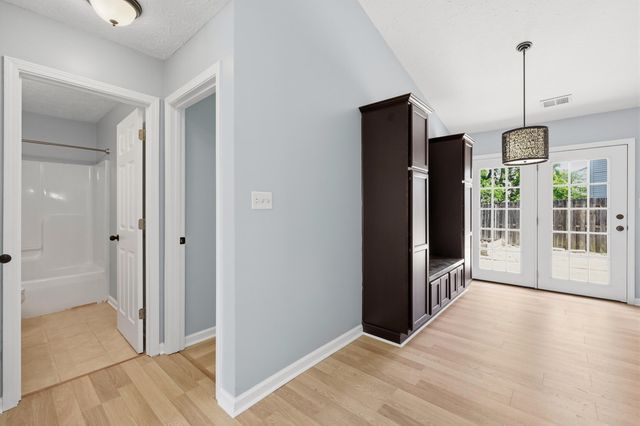 505 Rhodora Ridge, Lexington, KY 40517