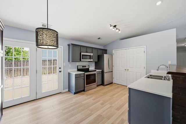 505 Rhodora Ridge, Lexington, KY 40517