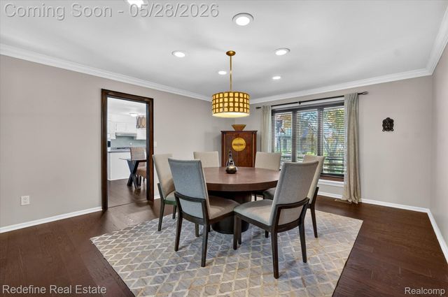 4296 Barcroft Way, West Bloomfield Charter Township, MI 48323