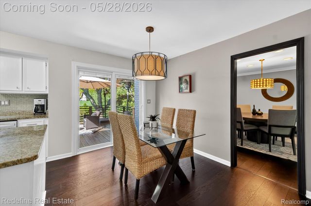 4296 Barcroft Way, West Bloomfield Charter Township, MI 48323