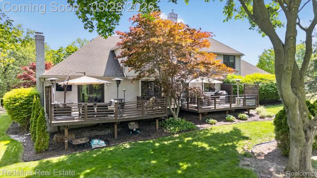 4296 Barcroft Way, West Bloomfield Charter Township, MI 48323