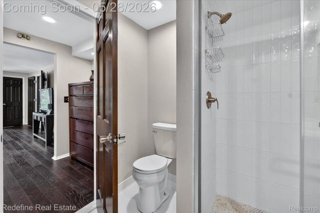 4296 Barcroft Way, West Bloomfield Charter Township, MI 48323