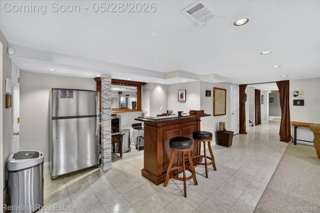 4296 Barcroft Way, West Bloomfield Charter Township, MI 48323