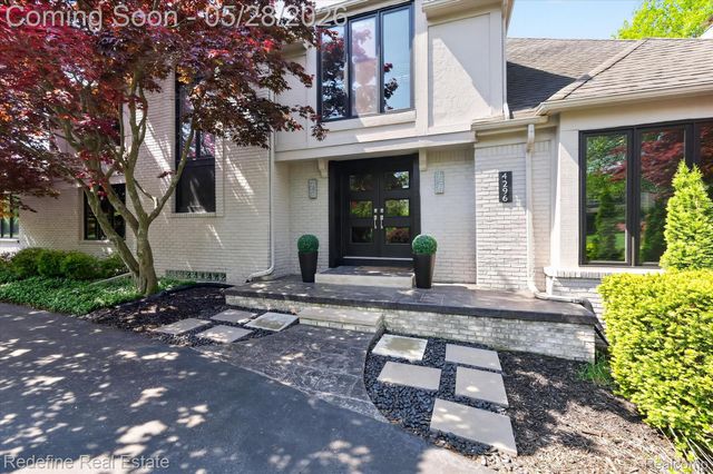 4296 Barcroft Way, West Bloomfield Charter Township, MI 48323