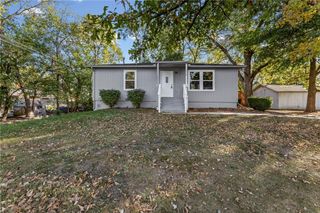 210 E Powhattan Street, Ottawa, KS 66067