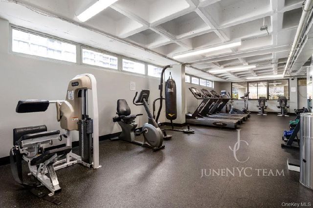 152-18 Union Turnpike 204K, Flushing, NY 11367