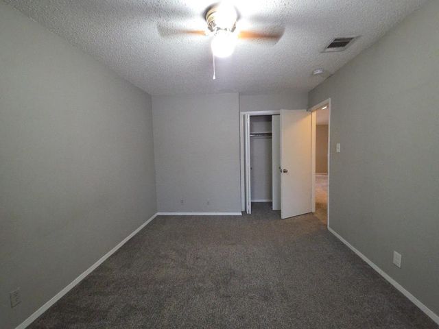 1925 Nicole CIR B, Round Rock, TX 78664