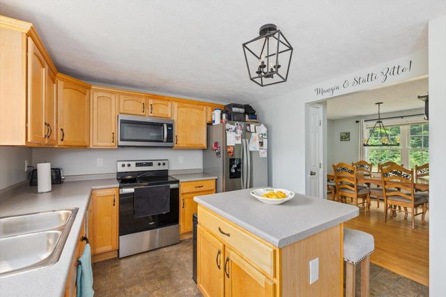55 Verry Brook Road, Winchester, NH 03470