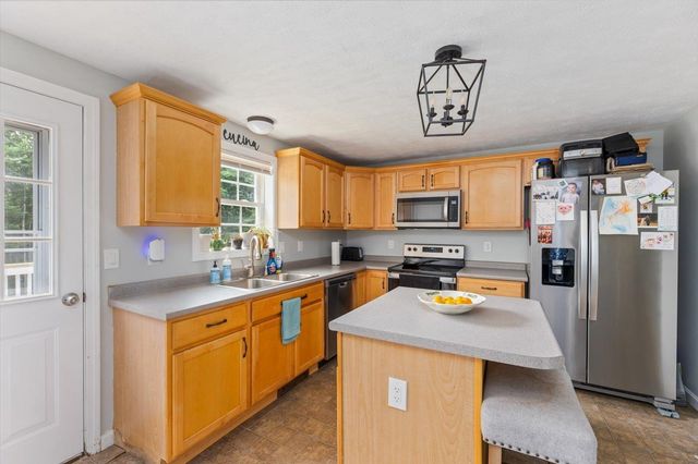 55 Verry Brook Road, Winchester, NH 03470