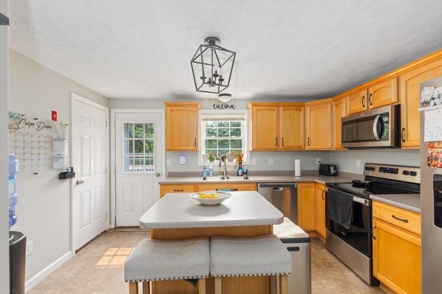 55 Verry Brook Road, Winchester, NH 03470