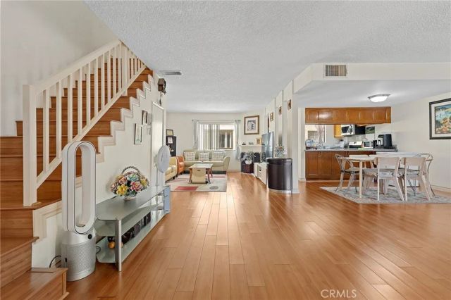 12536 Burbank Boulevard 3, Valley Village, CA 91607