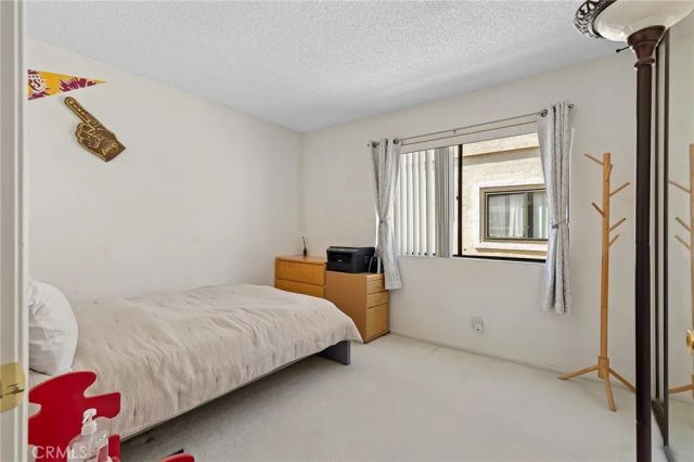 12536 Burbank Boulevard 3, Valley Village, CA 91607