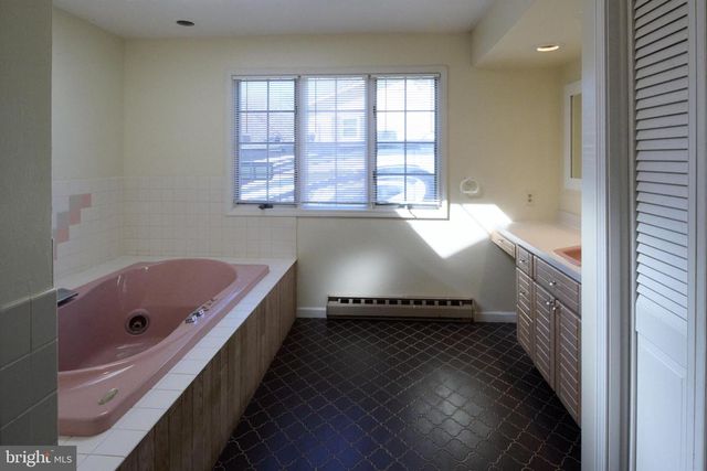 109 BERWICK DR, Boalsburg, PA 16827