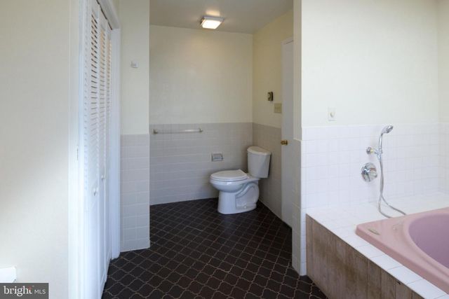 109 BERWICK DR, Boalsburg, PA 16827