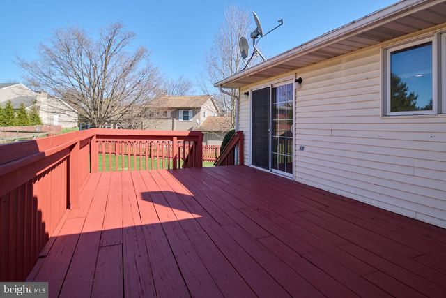 109 BERWICK DR, Boalsburg, PA 16827