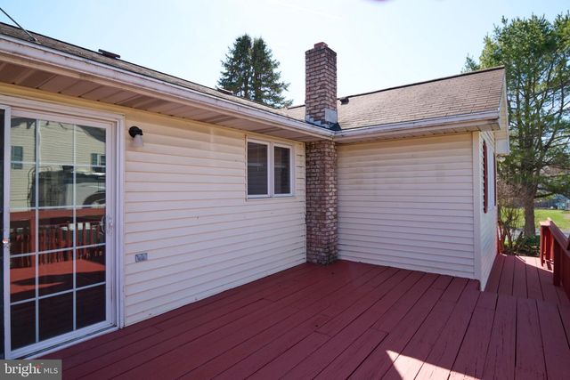 109 BERWICK DR, Boalsburg, PA 16827