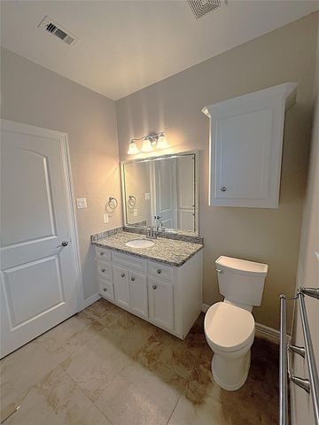 9723 Highland Pointe Drive, Needville, TX 77461