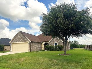 9723 Highland Pointe Drive, Needville, TX 77461