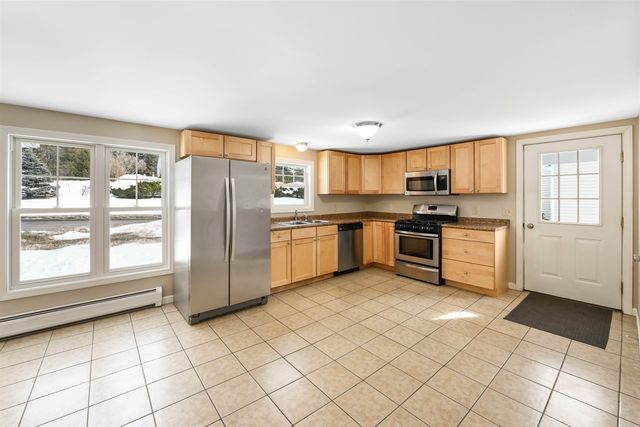 5 Alder Lane, Essex, VT 05452