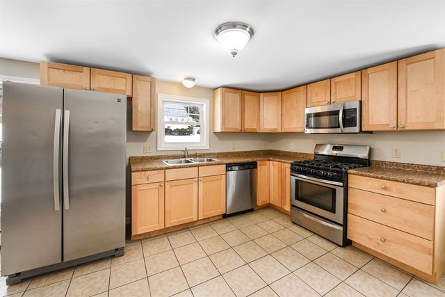 5 Alder Lane, Essex, VT 05452