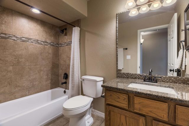 10109 Luz Del Sol Court NW, Albuquerque, NM 87114