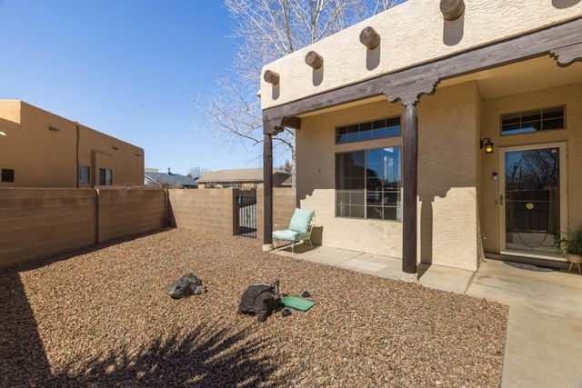 10109 Luz Del Sol Court NW, Albuquerque, NM 87114