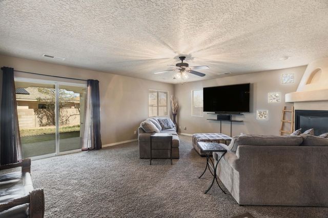 10109 Luz Del Sol Court NW, Albuquerque, NM 87114