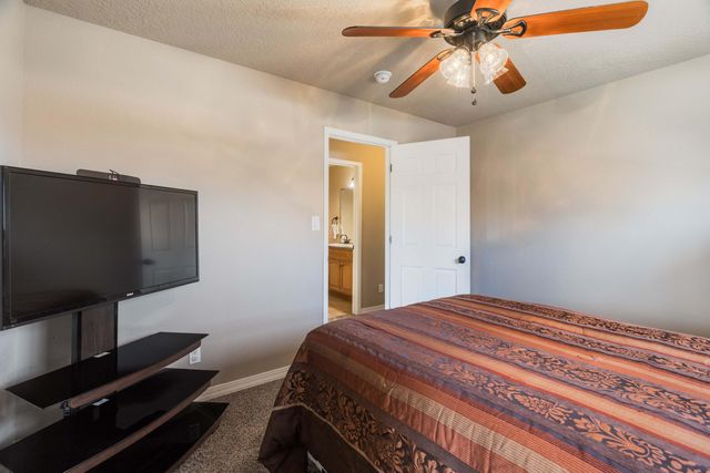 10109 Luz Del Sol Court NW, Albuquerque, NM 87114