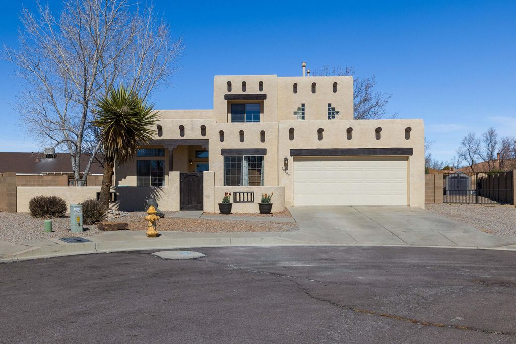 10109 Luz Del Sol Court NW, Albuquerque, NM 87114