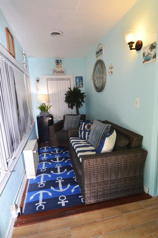 711 Cedar Place, Fort Pierce, FL 34950