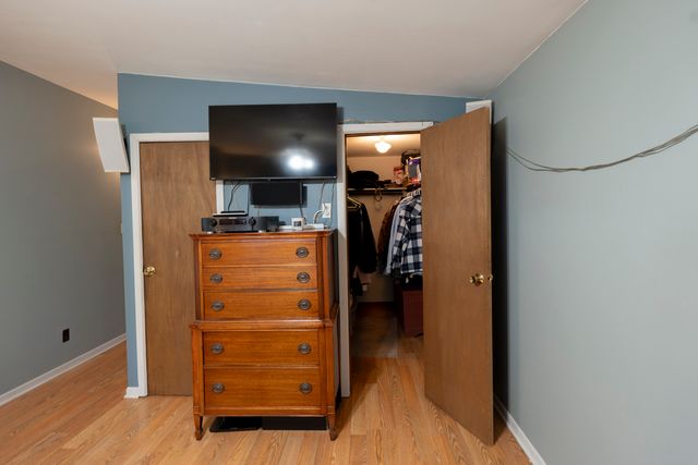 1225 S Lawler Avenue, Lombard, IL 60148