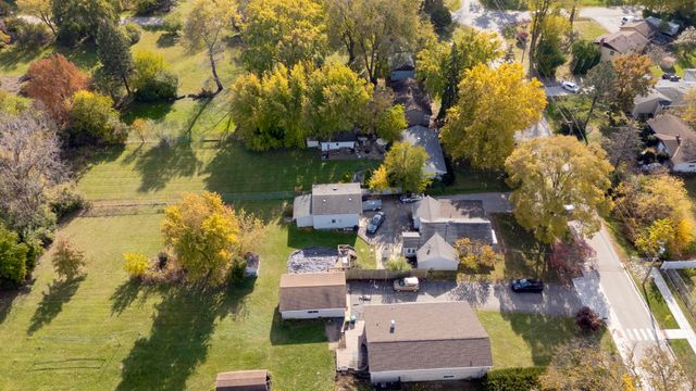 1225 S Lawler Avenue, Lombard, IL 60148