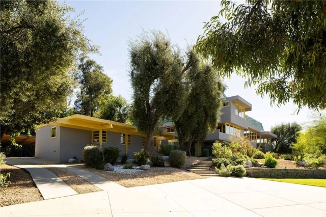 19950 Collier Street, Woodland Hills, CA 91364