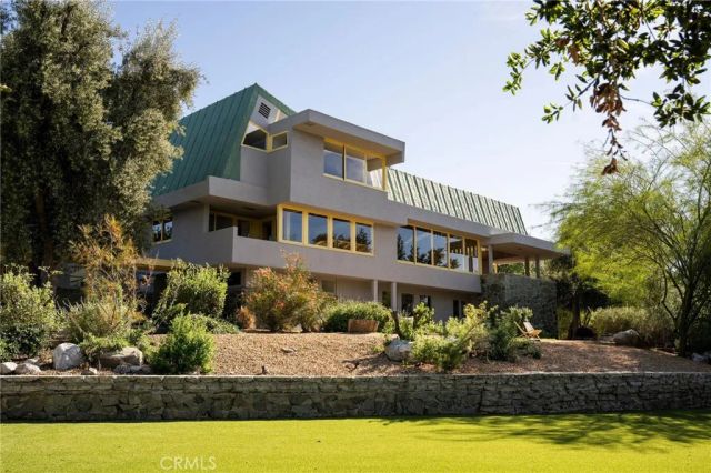 19950 Collier Street, Woodland Hills, CA 91364