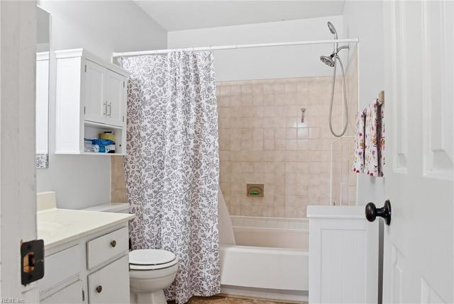 3069 Glastonbury DR, Virginia Beach, VA 23453