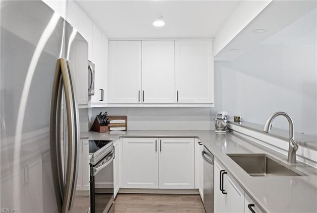 3069 Glastonbury DR, Virginia Beach, VA 23453