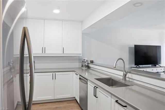 3069 Glastonbury DR, Virginia Beach, VA 23453