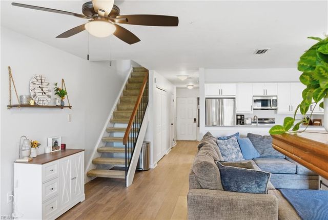 3069 Glastonbury DR, Virginia Beach, VA 23453