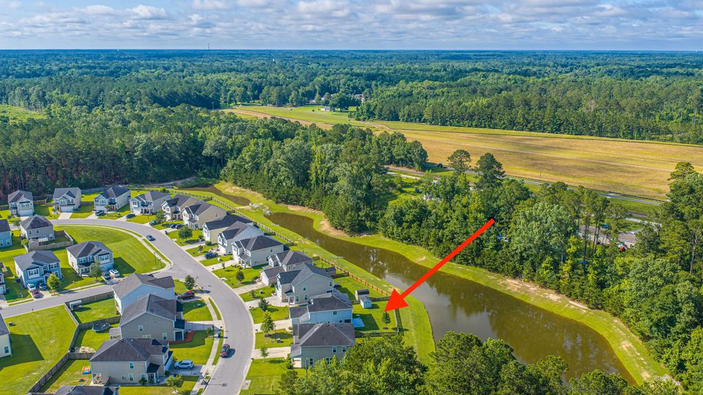 Image 53 of property listing at 1324 Wild Goose Trail, Summerville, SC 29483