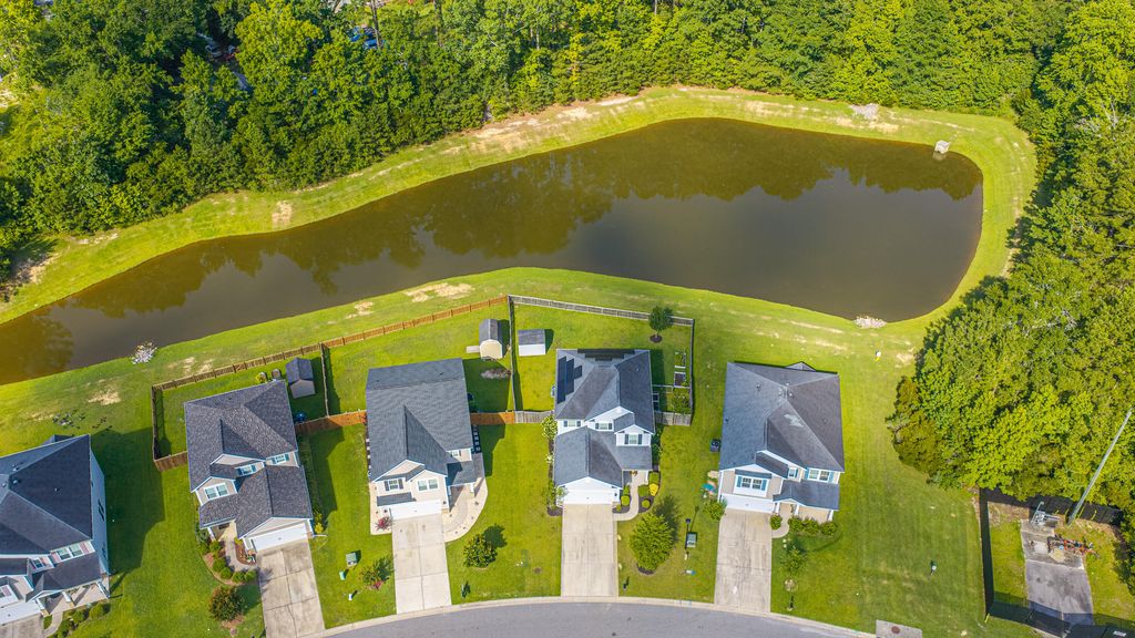 Image 63 of property listing at 1324 Wild Goose Trail, Summerville, SC 29483