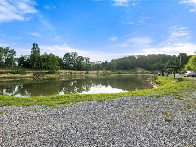 3500 Ky Hwy 930, Barbourville, KY 40906