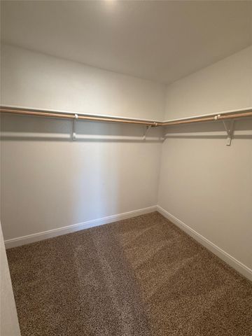 179 Great Northern DR, Cedar Creek, TX 78612