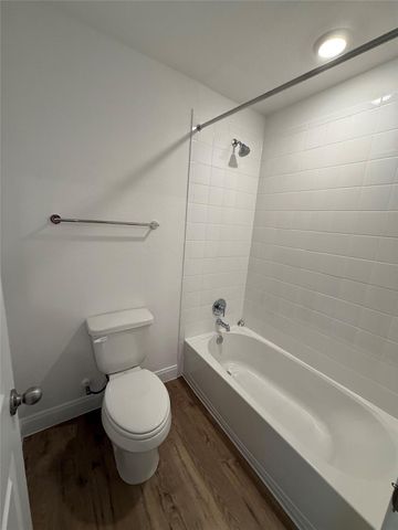 179 Great Northern DR, Cedar Creek, TX 78612