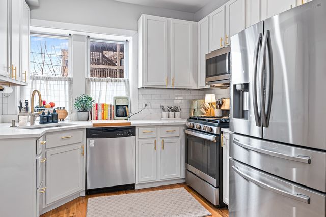 1432 N Maplewood Avenue 203, Chicago, IL 60622