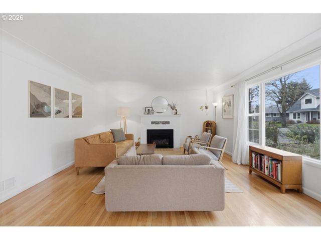 1770 D St Ne, Salem, OR 97301