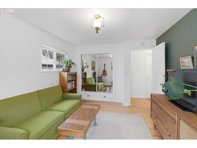 1770 D St Ne, Salem, OR 97301