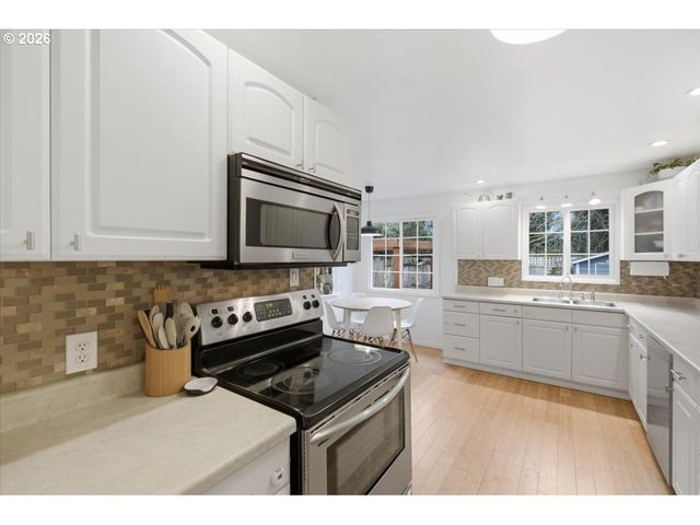 1770 D St Ne, Salem, OR 97301