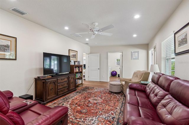 4727 W ANITA BOULEVARD, Tampa, FL 33611